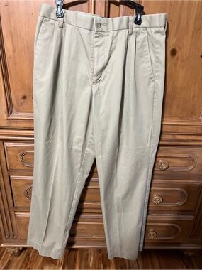 Men's Pleated Khaki Dress Pants - Beige 36x34-Dockers